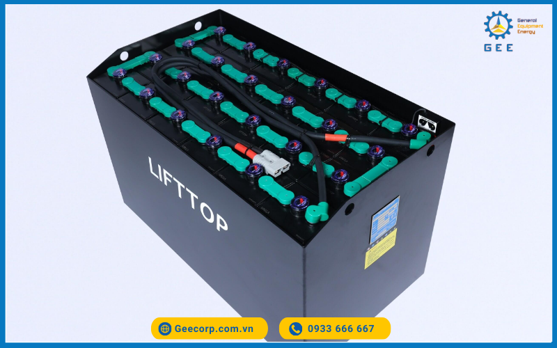 Ac-quy-xe-nang-dien-Lifttop-36V-dap-ung-duoc-tat-ca-nhu-cau-lam-viec-khat-khe-nhat,-ben-bi-nhat,-gia-thanh-hop-ly-nhat