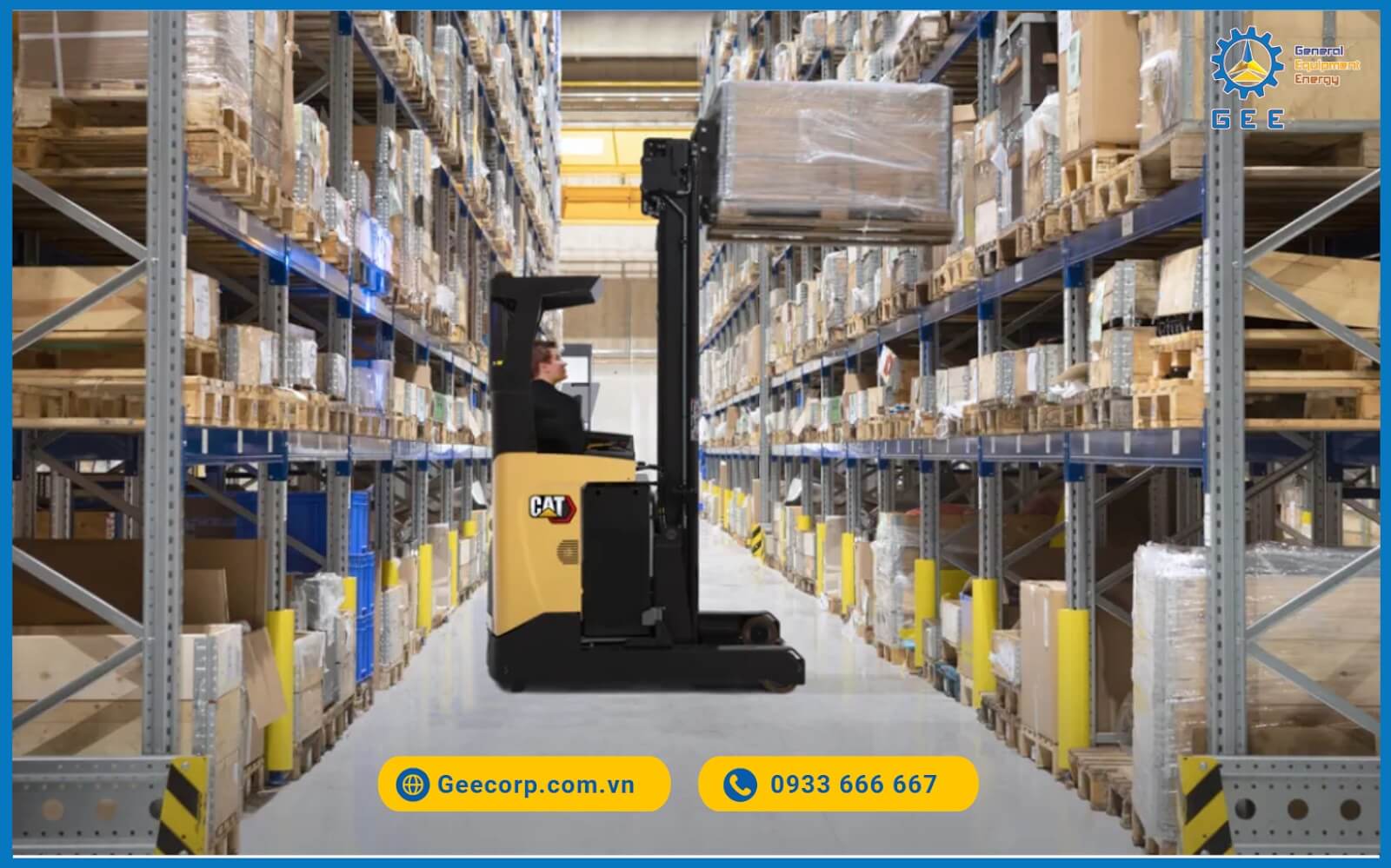 Xe nâng điện đứng lái (Reach Truck) là giải pháp tối ưu cho kho hàng có lối đi hẹp và kệ cao.