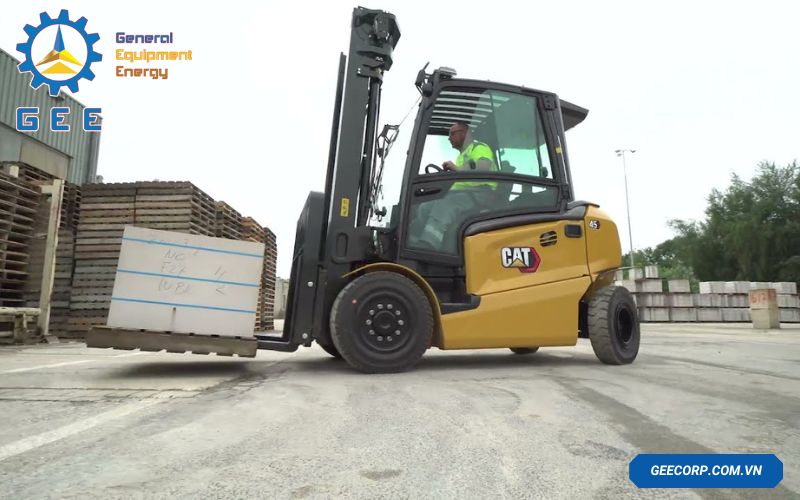 7-loi-thuong-gap-nhat-o-xe-nang-hang-3