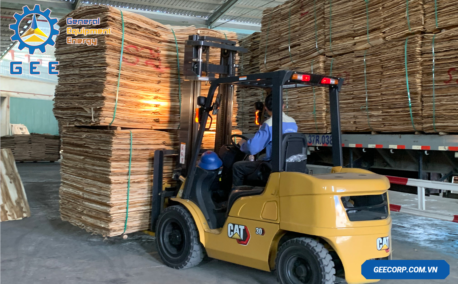 7-loi-thuong-gap-nhat-o-xe-nang-hang-4