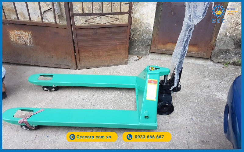 Mot-cap-cang-xe-nang-cang-hep-thong-dung