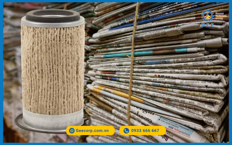 Bụi giấy làm nghẹt lọc gió và giảm hiệu suất động cơ xe nâng trong nhà máy giấy.