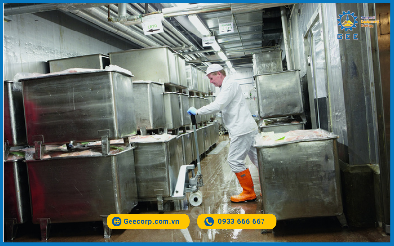 Xe nâng tay inox Toyota Wet Spec.