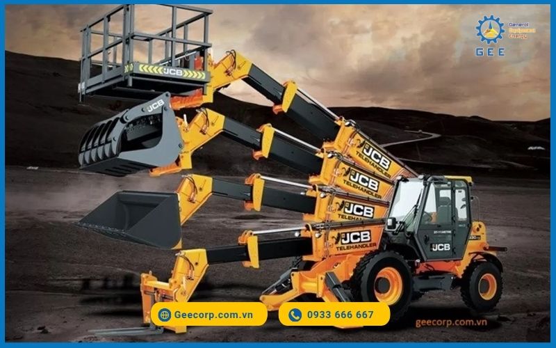 Xe nâng đa năng Telehandler làm việc với đa dạng phụ kiện.