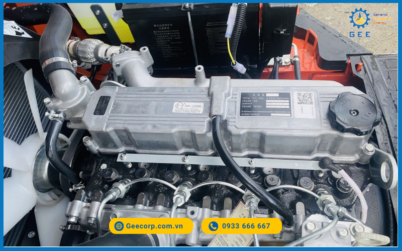 Dong-co-Mitsubishi-S4S-nhap-chinh-hang-tu-nha-may-Nhat-Ban-su-dung-de-trang-bi-tren-cac-thiet-bi-xe-nang-dau-3-3-5-tan-voi-chat-luong-on-dinh-hoat-dong-khoe-khoan-do-ben-cao