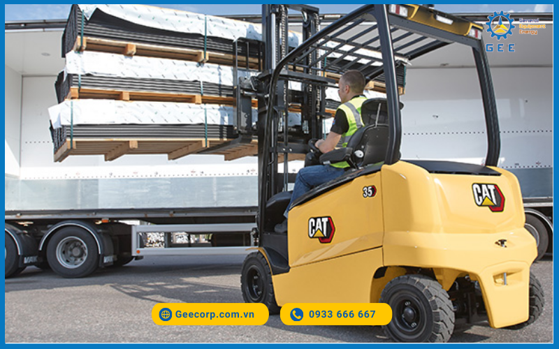 Dong-xe-nang-dien-EP25-35A(C)N-mang-lai-hieu-suat-cao-cho-nhung-moi-truong-khong-the-su-dung-xe-nang-dong-co-diesel,-voi-kha-nang-van-hanh-ben-bi,-linh-hoat