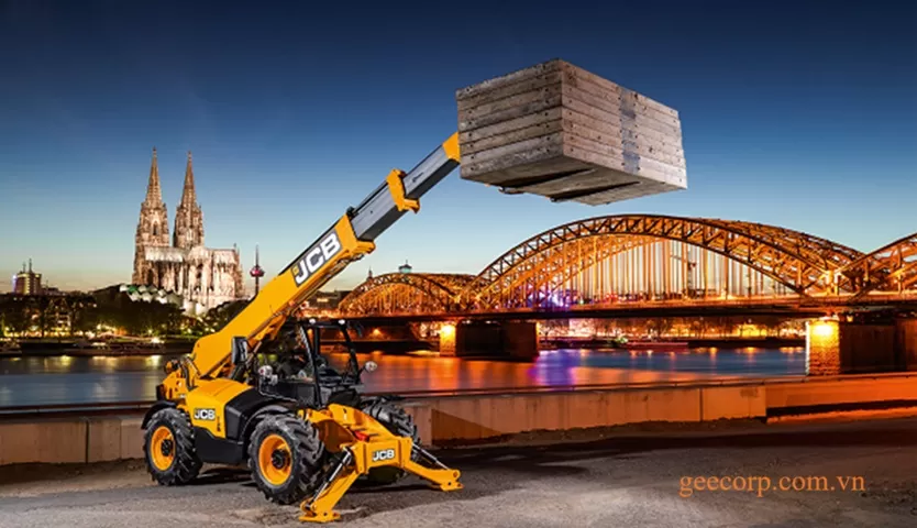 Telehandler được sử dụng để làm gì? 5 công dụng chính