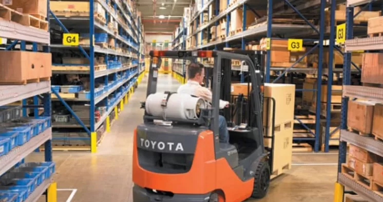 Xe Nâng Gas/LPG Có Những Ưu Điểm Nổi Trội Gì?