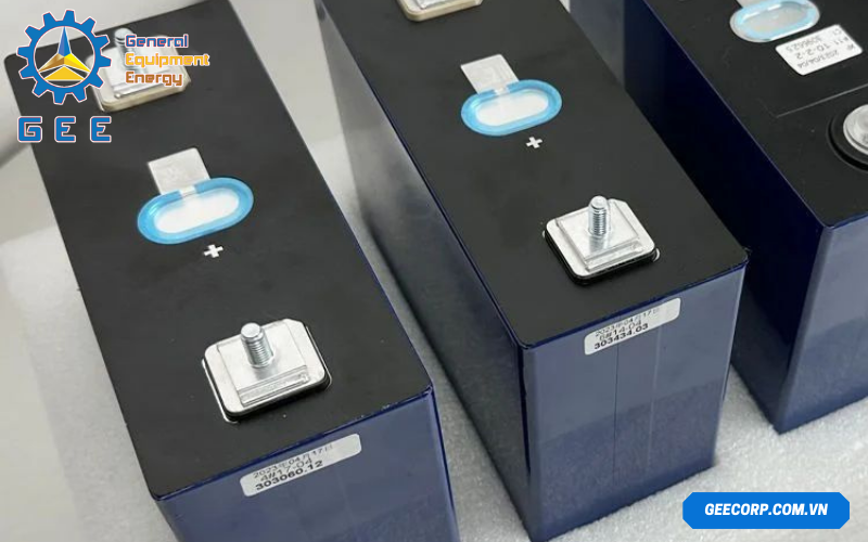 Ắc quy xe nâng điện Lithium - Ion