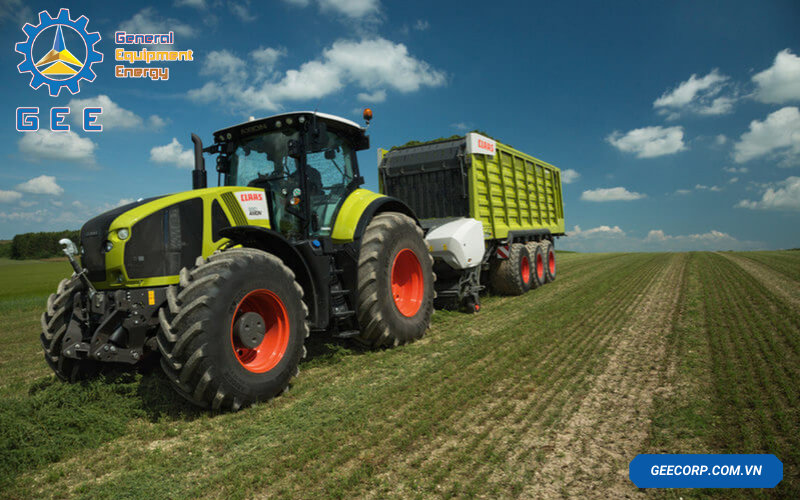 Máy cày công suất lớn CLAAS AXION 920-950