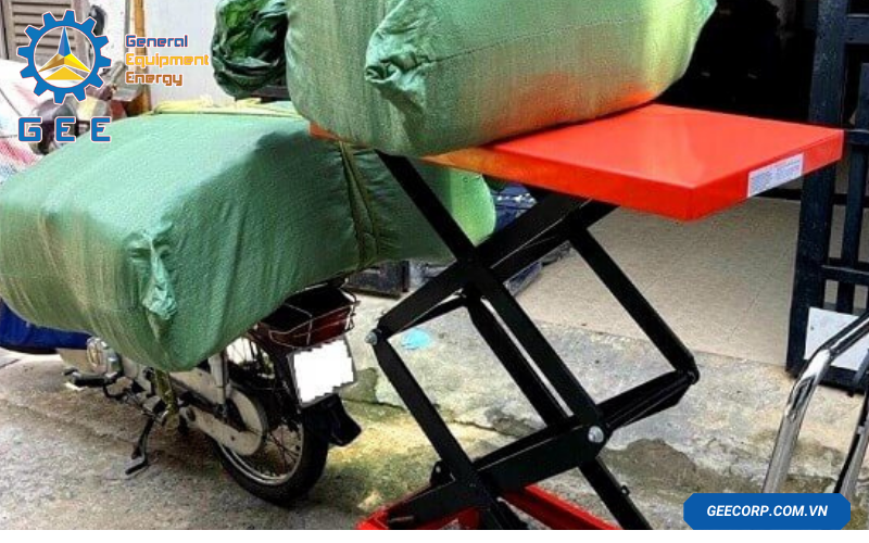 Xe Nâng Bàn 300 - 500 - 800 Kg