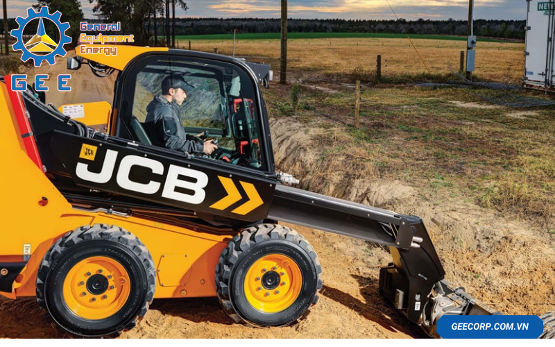 XE XÚC TRƯỢT SKID STEER JCB