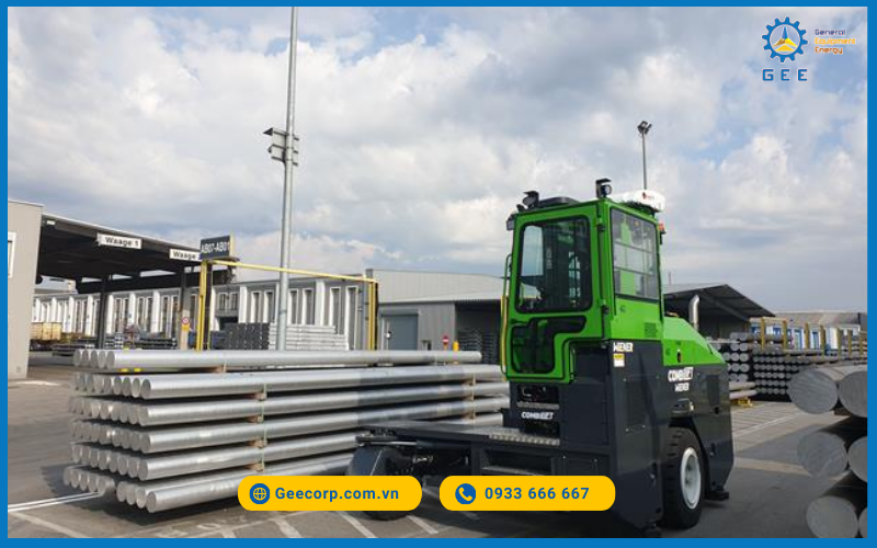 Xe nâng dầu Combilift C12000H C-series.