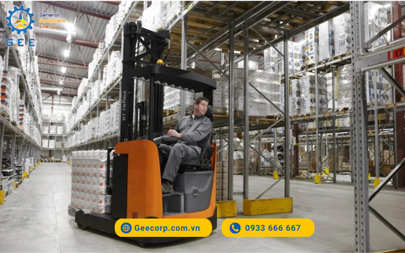 Xe nâng điện Reach Truck Toyota Reflex (1.2 - 1.6 tấn)