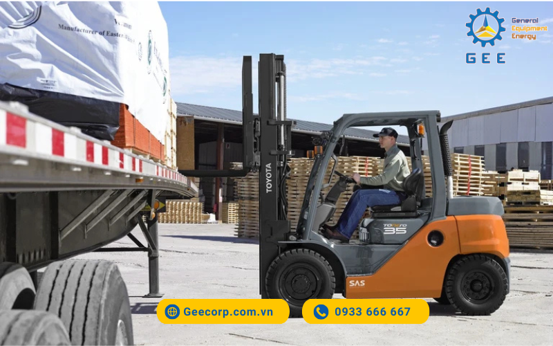 Xe nâng gas/LPG Toyota Tonero (3.5 - 5 tấn)