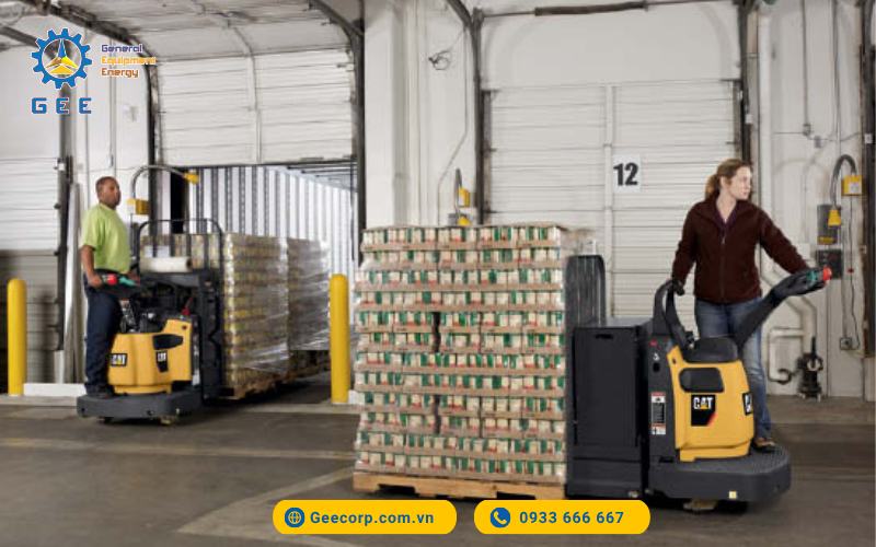 Xe Nâng Pallet Mover CAT WR30 / WR40 series (2.7 - 3.6 Tấn)