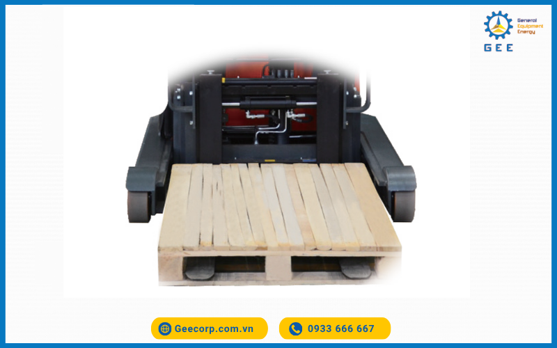 Thiết kế Chân đỡ dạng chãi Xe nâng stacker Noblelift PS13-15RM Plus 1.3 - 1.5 Tấn (1.3-1.5T)