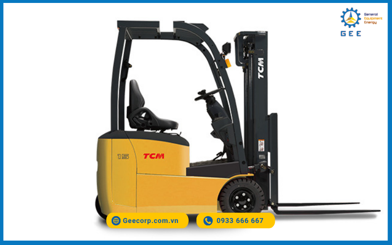 Dòng xe nâng điện 3 bánh TCM FTB Series được thiết kế với lốp hơi, tải trọng từ 1.3 – 2.0 tấn, vận hành bằng nguồn điện, phù hợp cho các ứng dụng yêu cầu tính linh hoạt cao