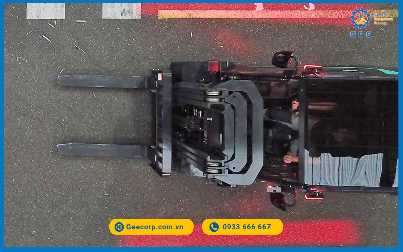 Tín hiệu cảnh báo & đèn LED: Cảnh báo an toàn và hỗ trợ tầm nhìn ban đêm.