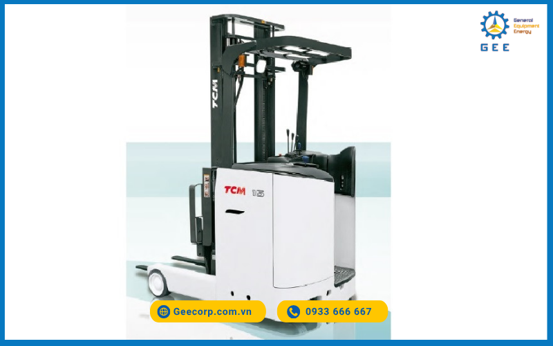 Công tắc Tiết kiệm với các chế độ P (powerful), N (Normal), C (Customize) và Chế độ Tiết kiệm. Ở Chế độ Tiết kiệm, mức tiêu thụ điện hàng ngày được giảm 15% bằng cách kiểm soát hiệu suất tối đa như tốc độ di chuyển và tốc độ nâng.