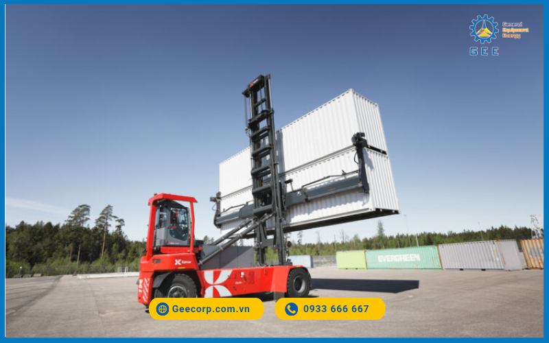 Xe gắp container rỗng điện Kalmar ECG 90-110.