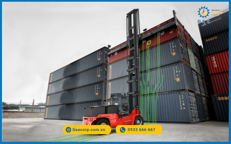 Xe gắp container rỗng điện Kalmar nổi bật với sự thân thiện với môi trường làm việc.