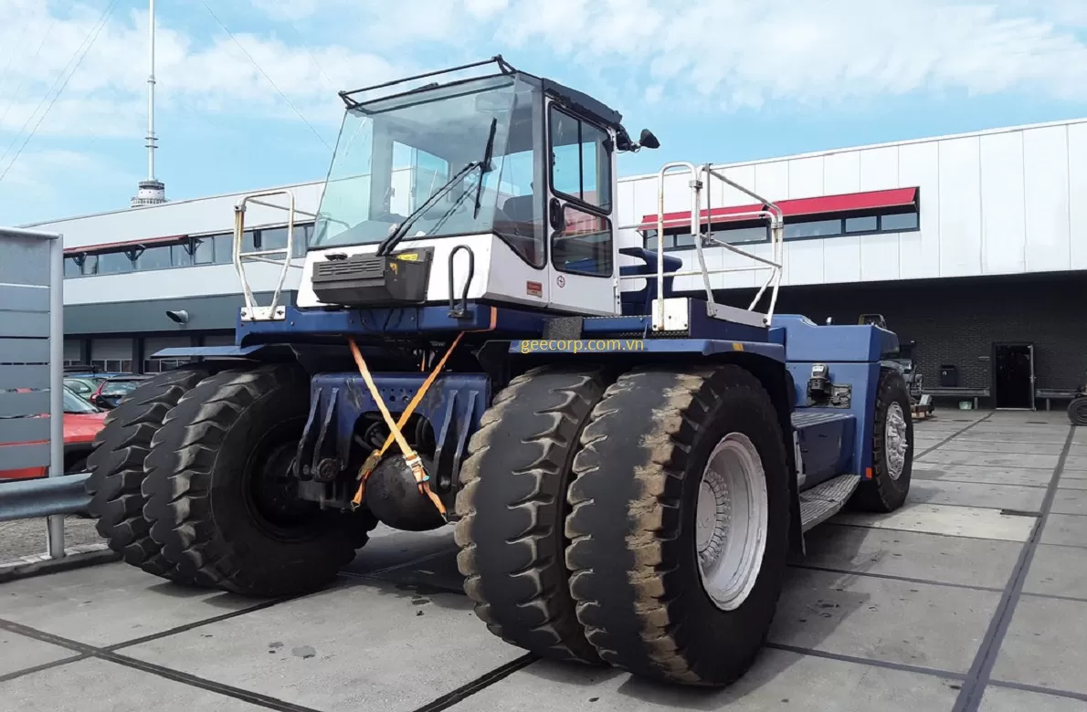 Xe nâng hạ container Kalmar tải trọng lớn 41 tấn chính hãng
