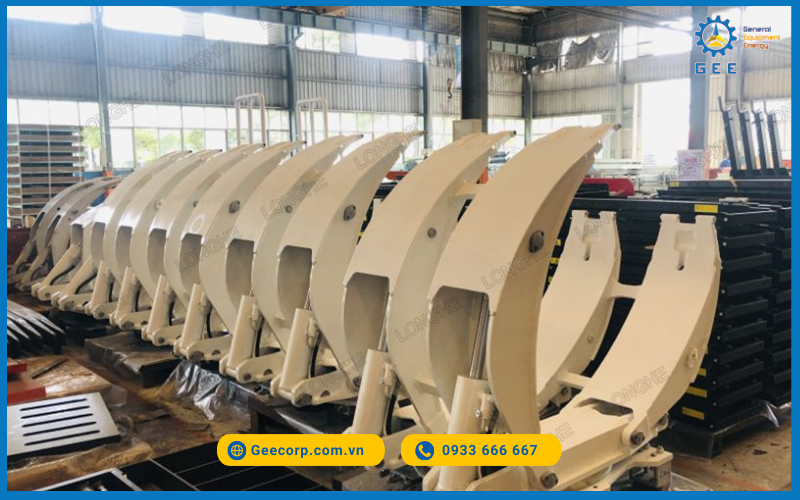 Càng kẹp cuộn giấy LONGHE.