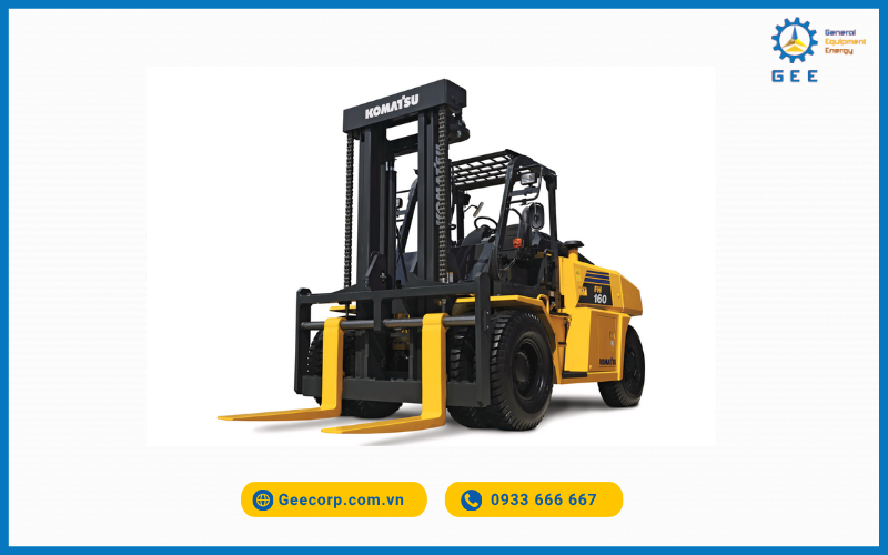 Xe nâng dầu Komatsu.