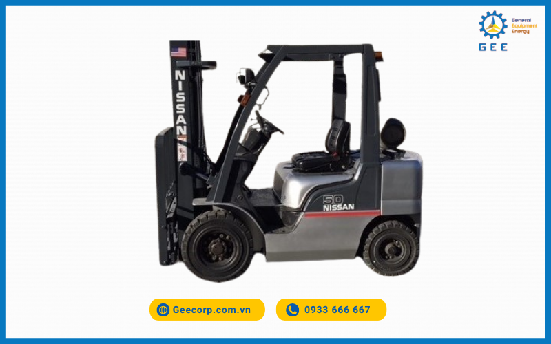 Xe nâng Nissan.